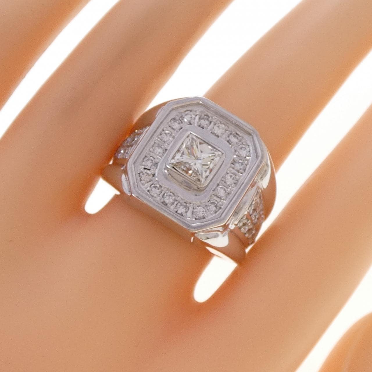 PT900 ダイヤモンド リング 1.07CT