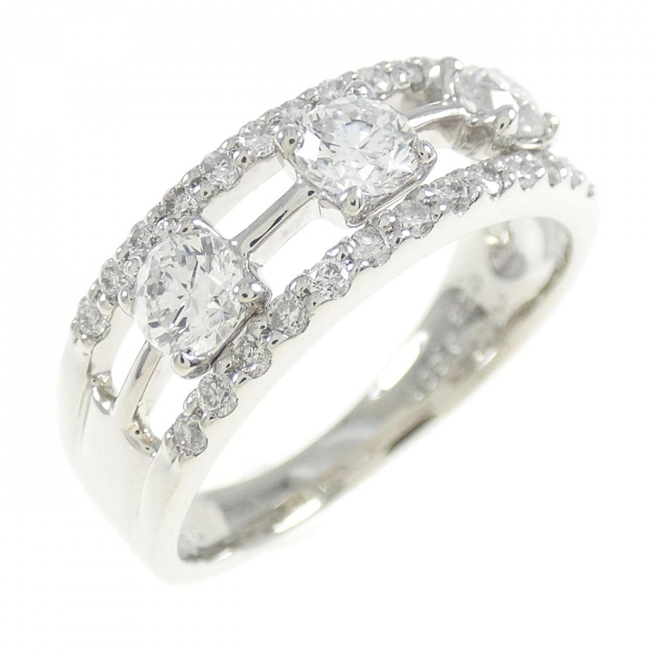 PT900 ダイヤモンド リング 0.64CT