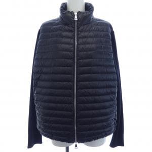 モンクレール MONCLER 10939B00017 ダウンジャケット