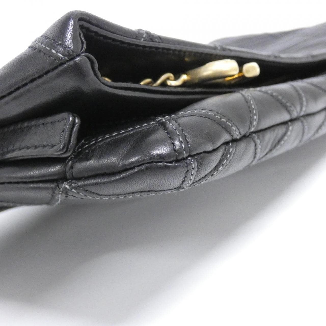 シャネル バッグ