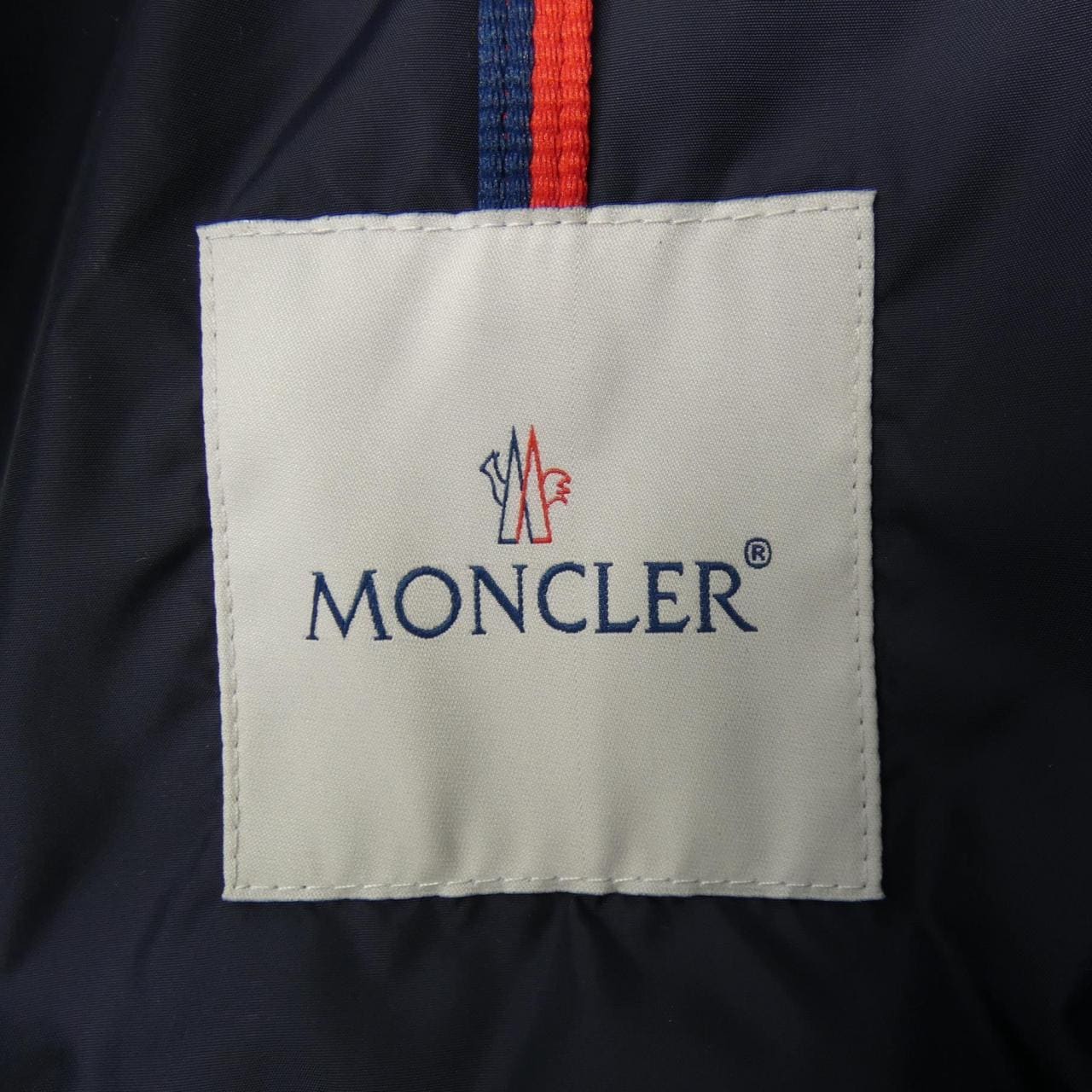 モンクレール MONCLER ダウンジャケット