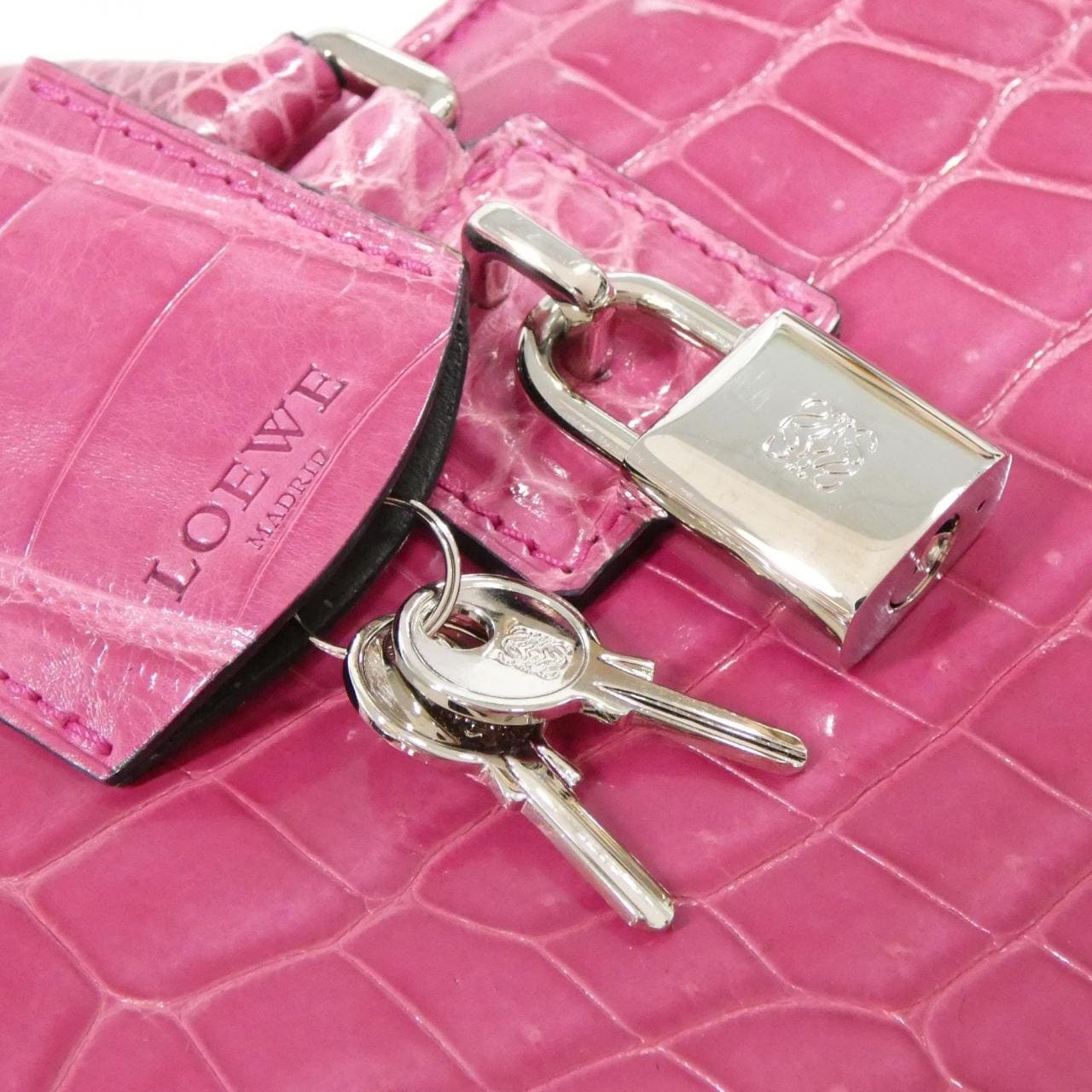 ロエベ アマソナ 28cm バッグ