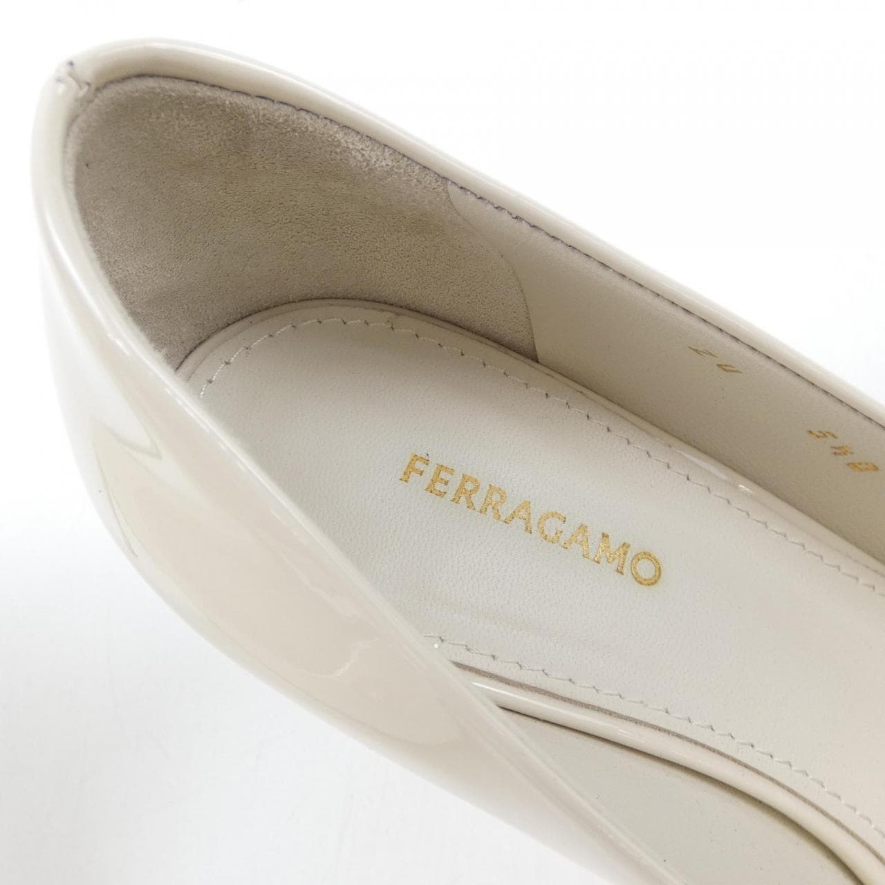 フェラガモ FERRAGAMO パンプス