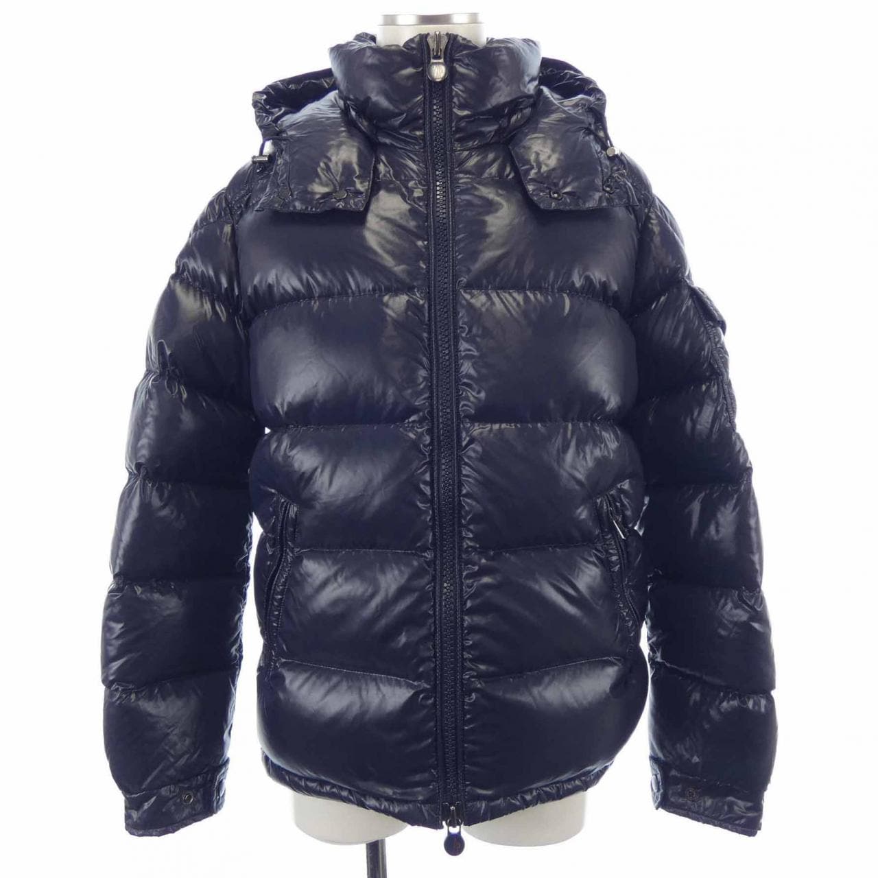 モンクレール MONCLER ダウンジャケット