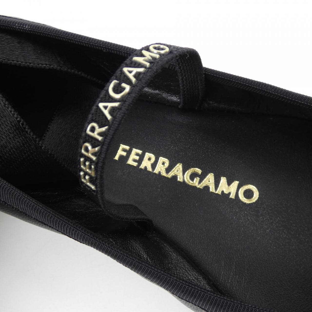 フェラガモ FERRAGAMO CARICE 0782673 パンプス