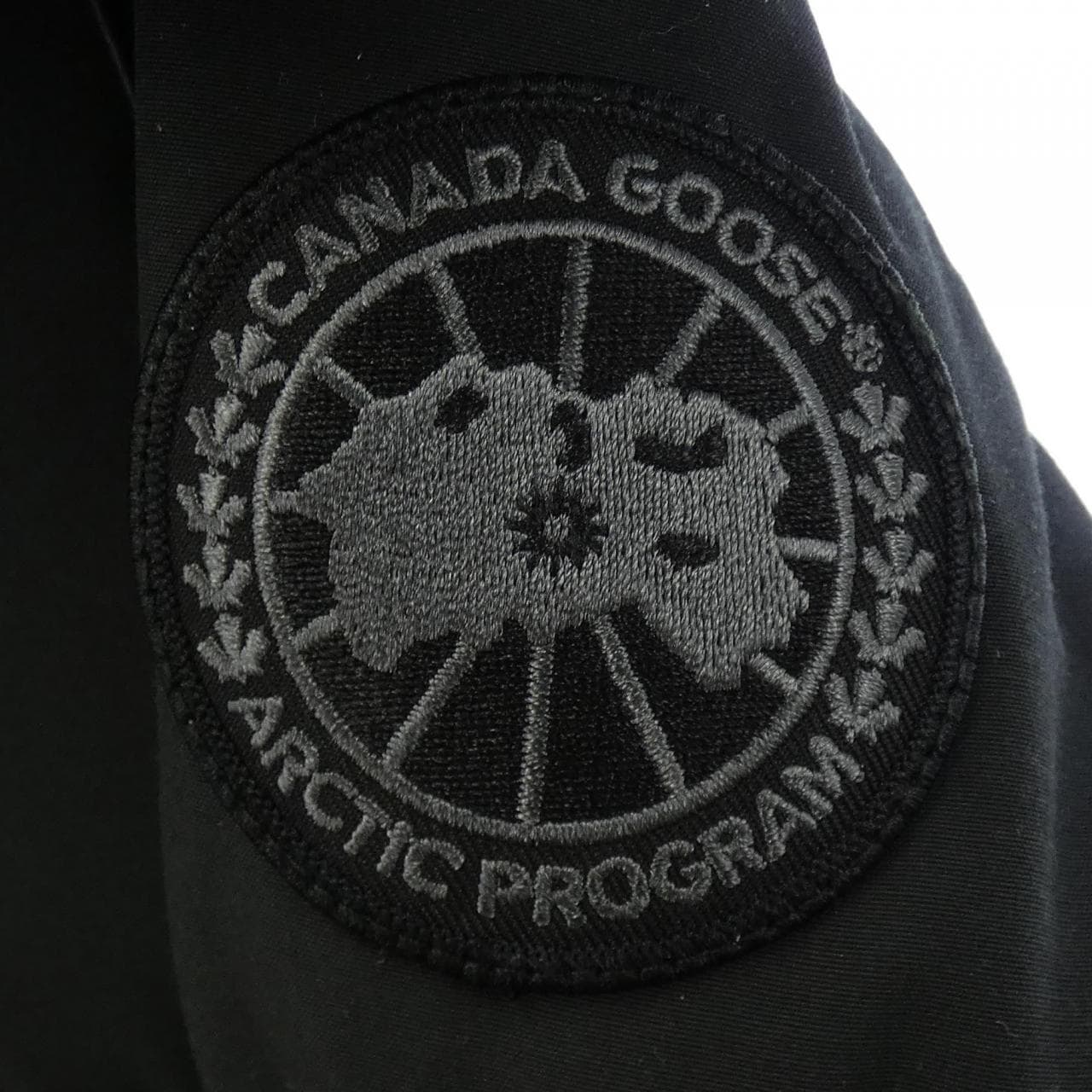 カナダグース CANADA GOOSE ダウンコート