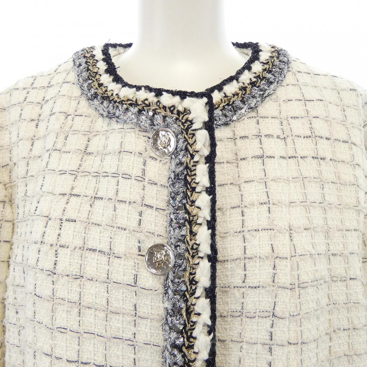 シャネル CHANEL ノーカラージャケット