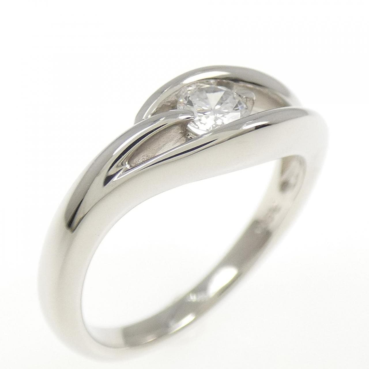 PT900 ダイヤモンド リング 0.18CT