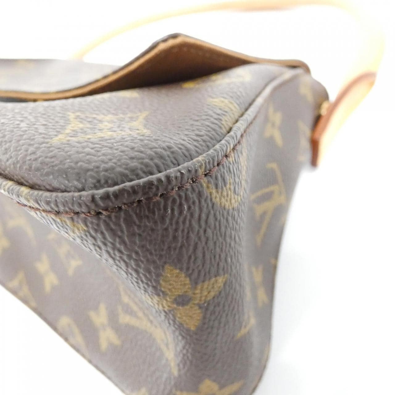 ルイヴィトン モノグラム ミニ ルーピング M51147 ショルダーバッグ