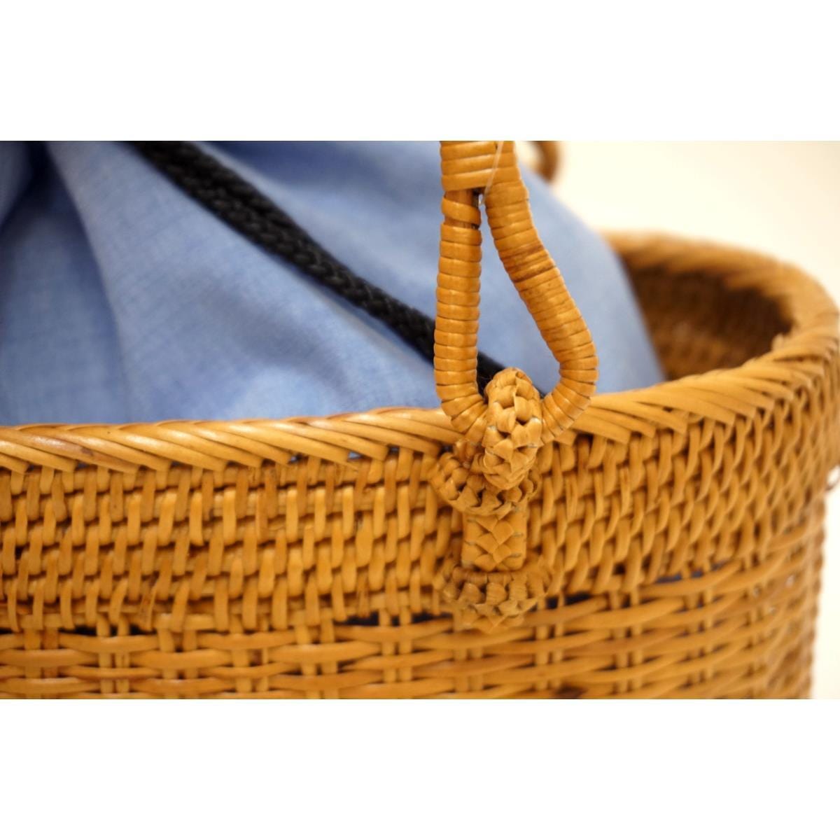 【新品】カゴバッグ　巾着付き