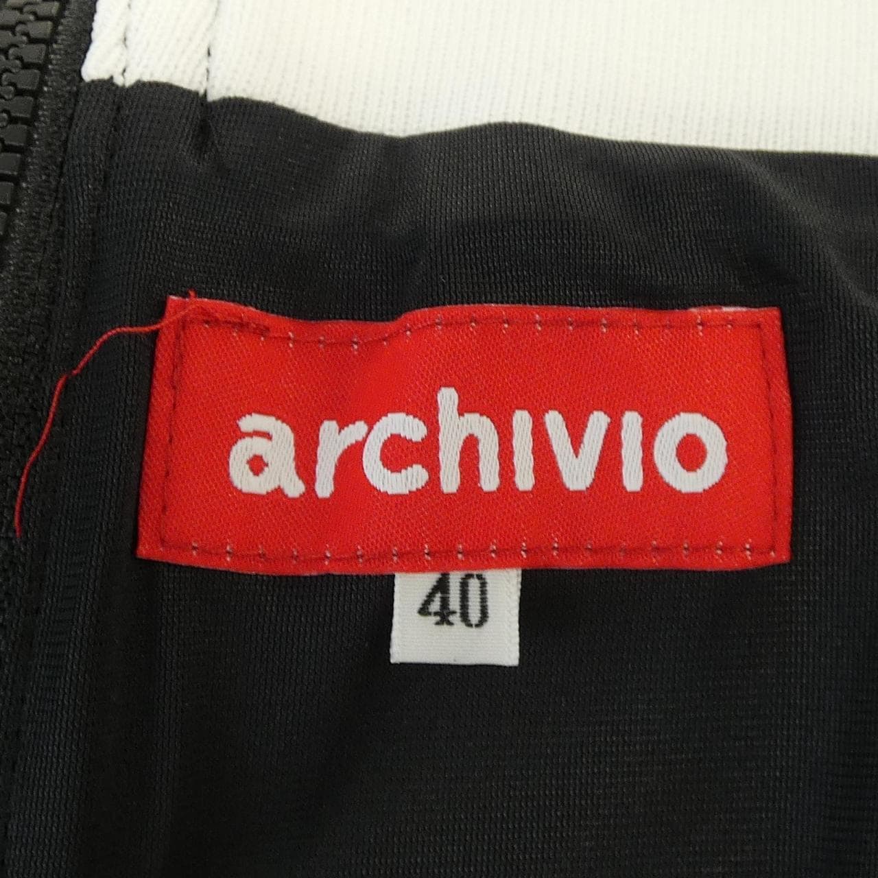 アルチビオ ARCHIVIO スカート