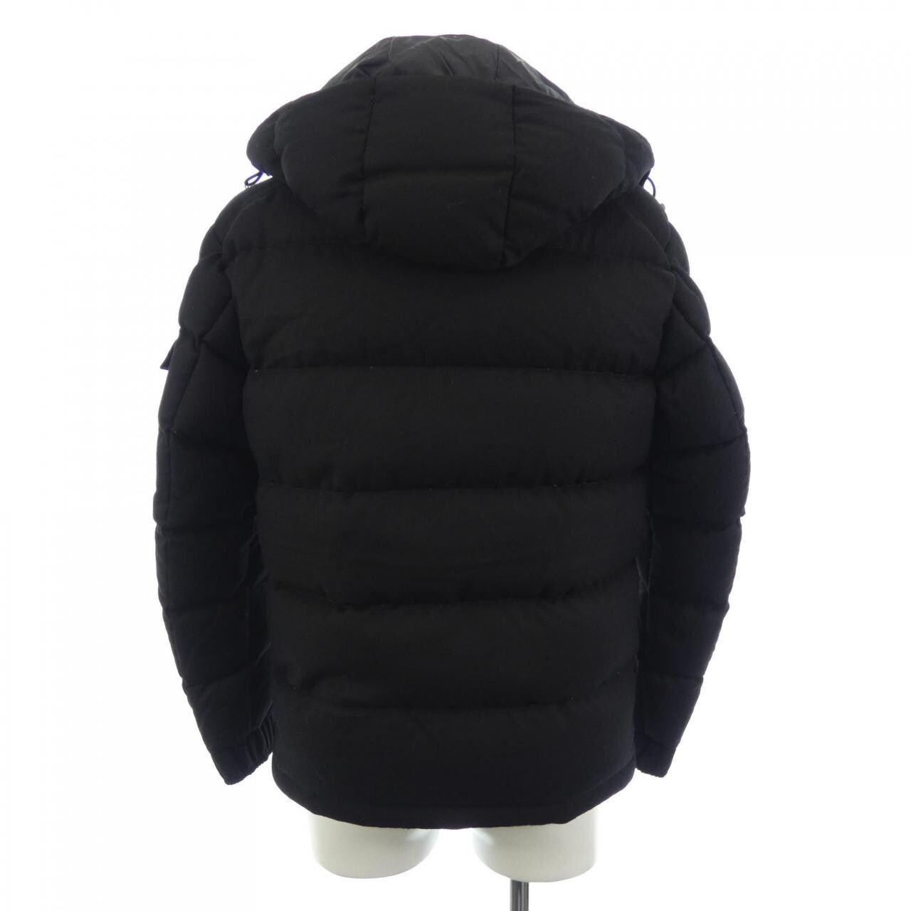 モンクレール MONCLER ダウンジャケット