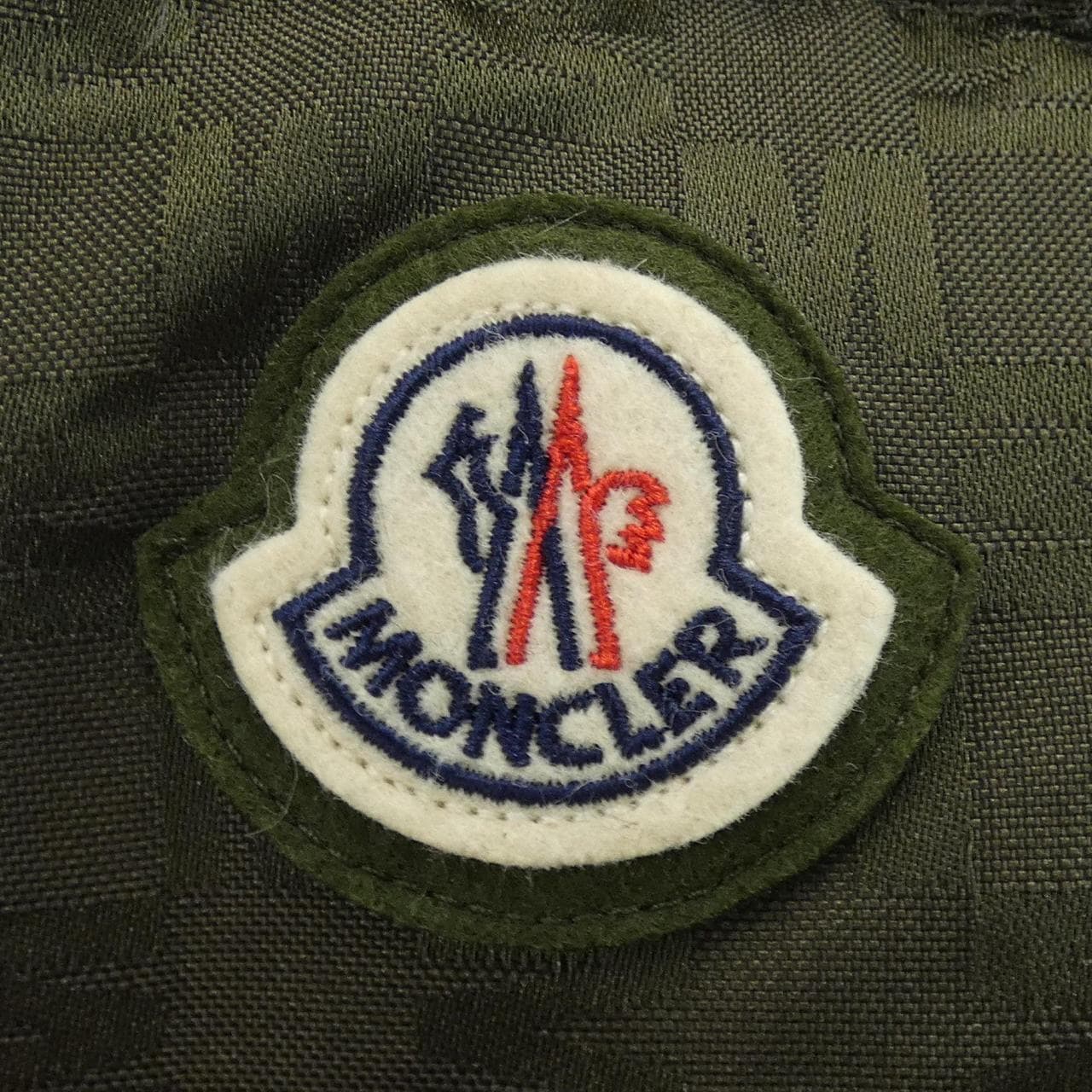 モンクレール MONCLER ダウンジャケット