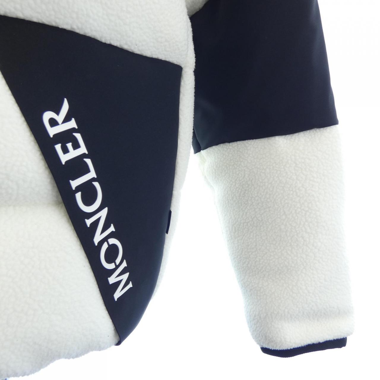 モンクレールグルノーブル MONCLER GRENOBLE 20978402450 ダウンジャケット