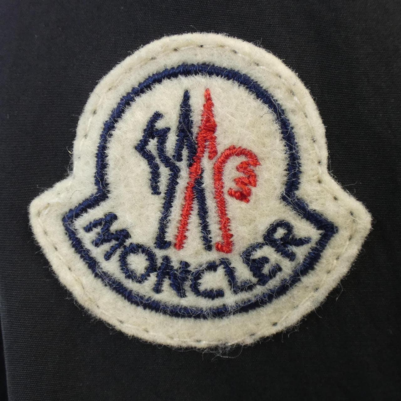 モンクレール MONCLER トレンチコート