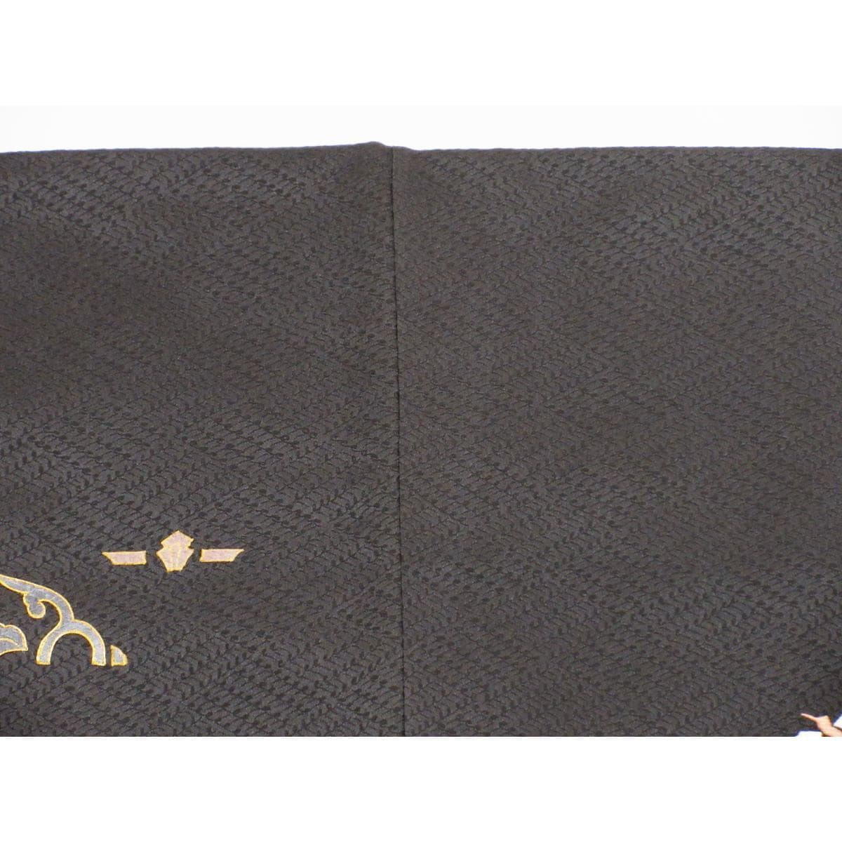 【未使用品】訪問着　友禅金彩加工　刺繍入り　裄丈Ｓ寸