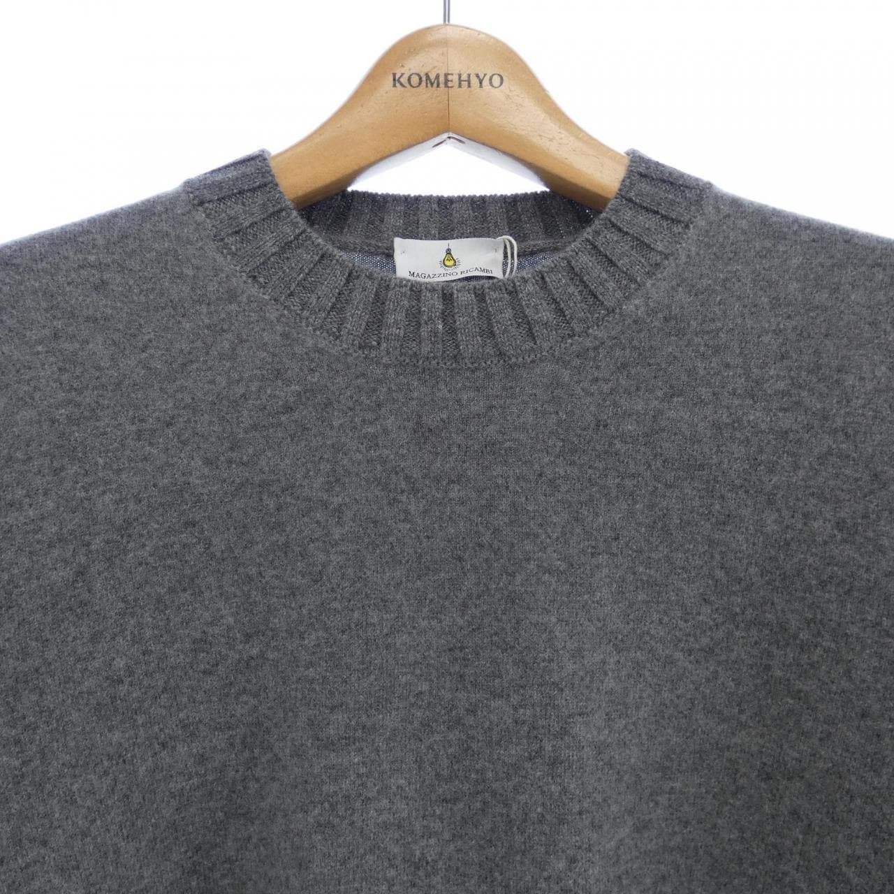 MAGAZZINO RICAMBI ニット