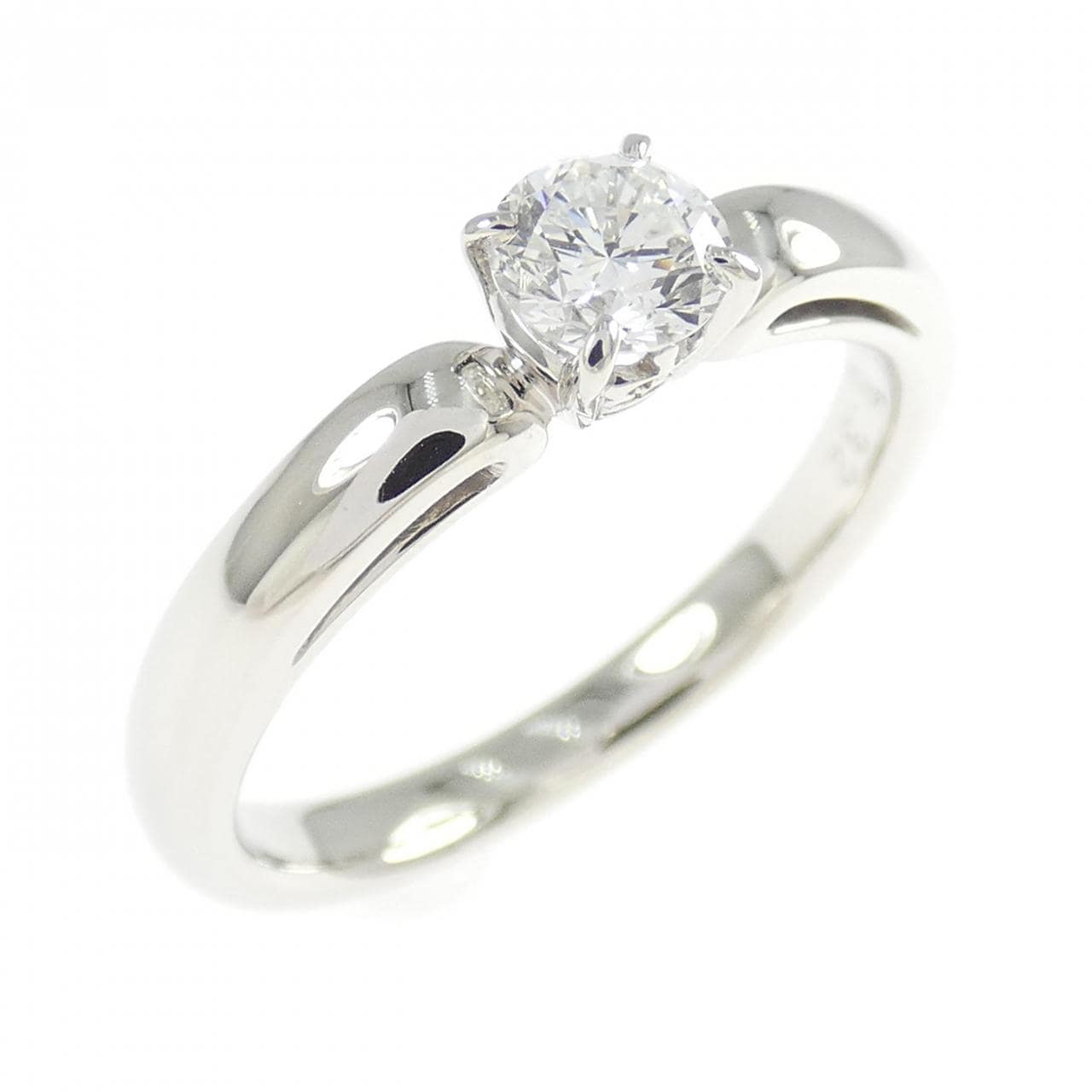 ロイヤル アッシャー ダイヤモンド リング 0.32CT