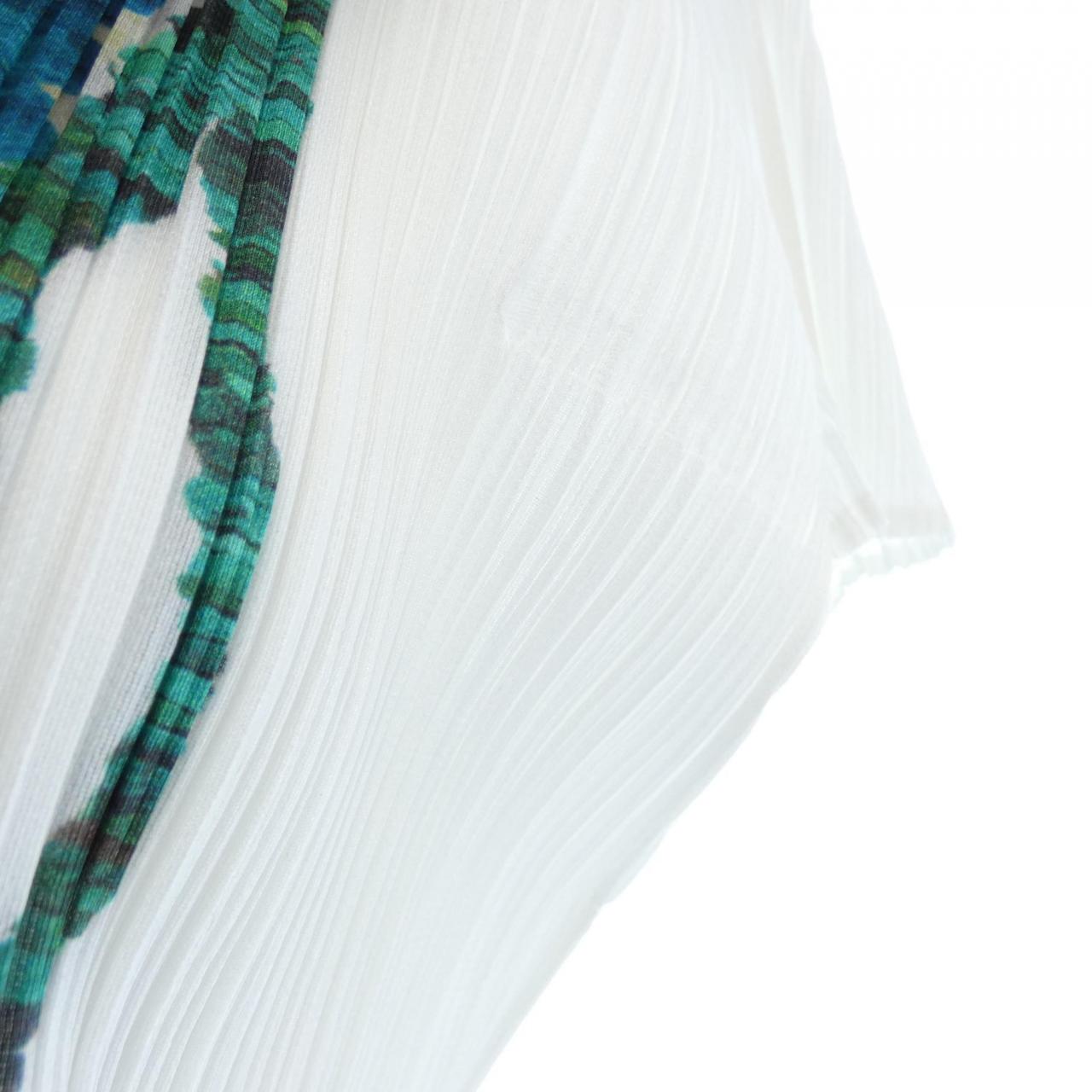 プリーツプリーズ PLEATS PLEASE トップス
