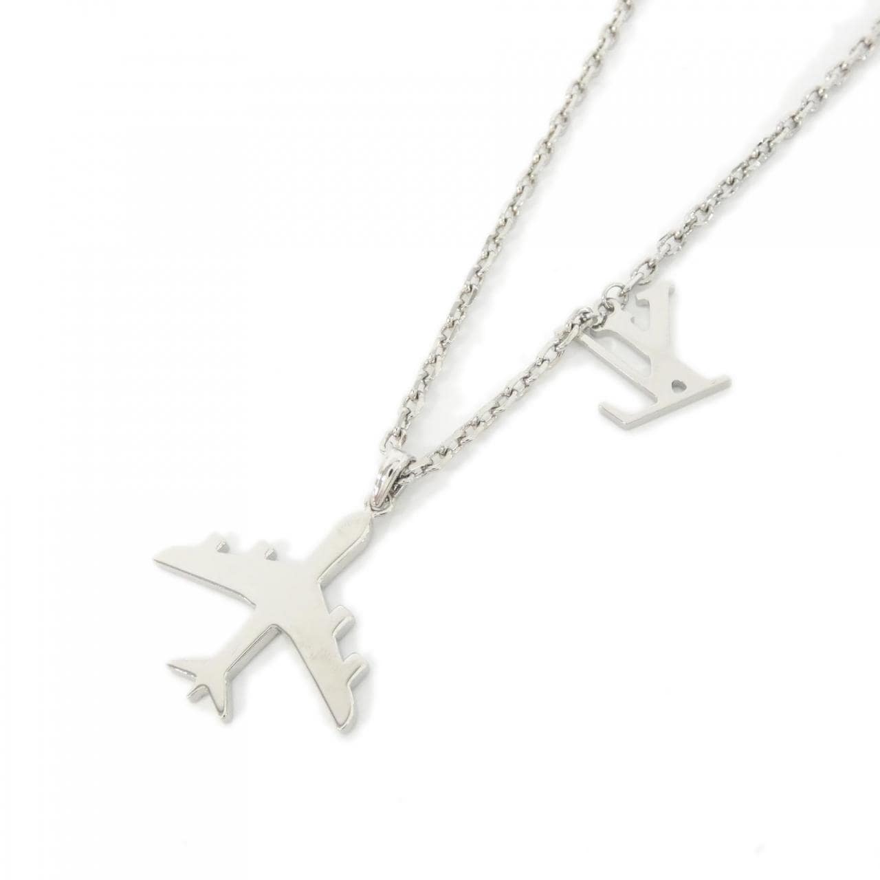 ルイヴィトン ペンダント LVプレーン MP3157 ネックレス