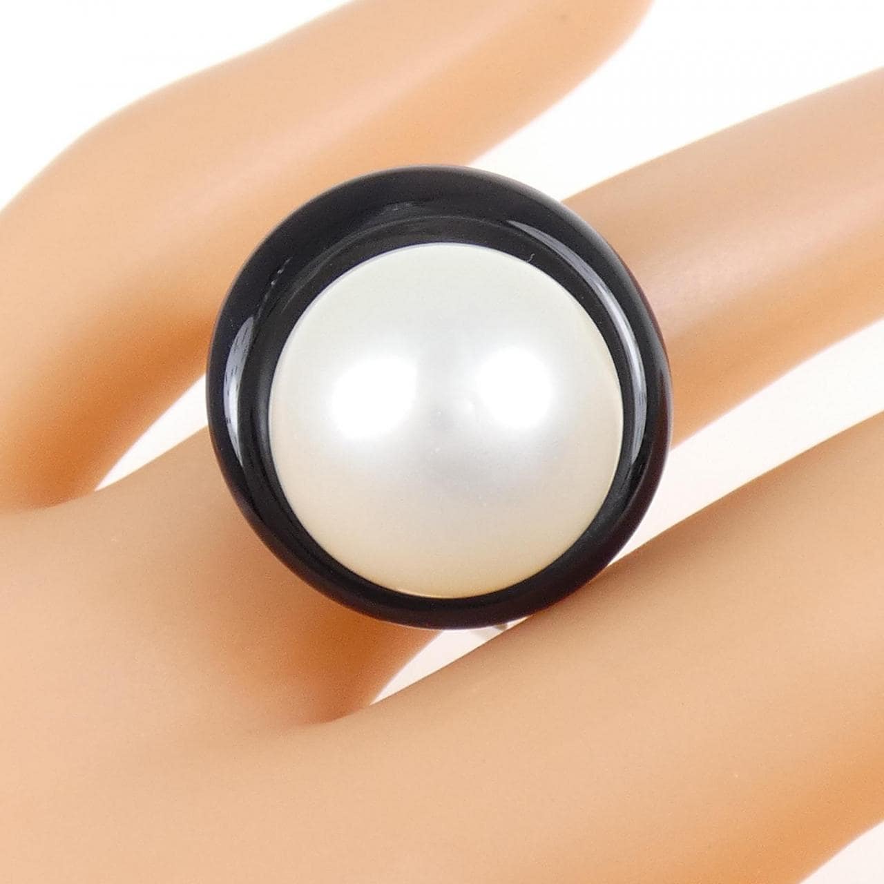 K18WG White Butterfly Pearl ring 14.8mm