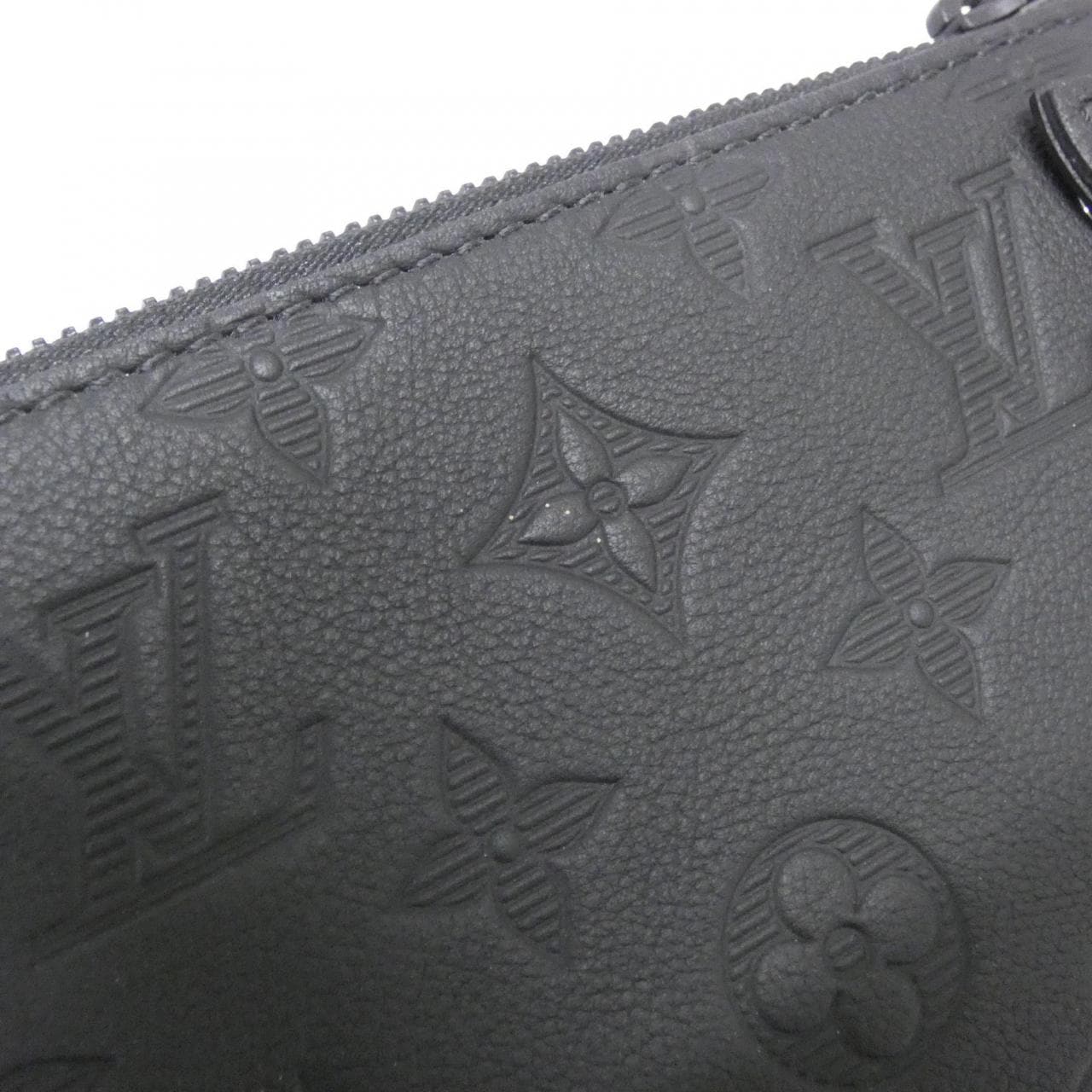 ルイヴィトン モノグラム シャドウ トリオ メッセンジャー M46602 ショルダーバッグ