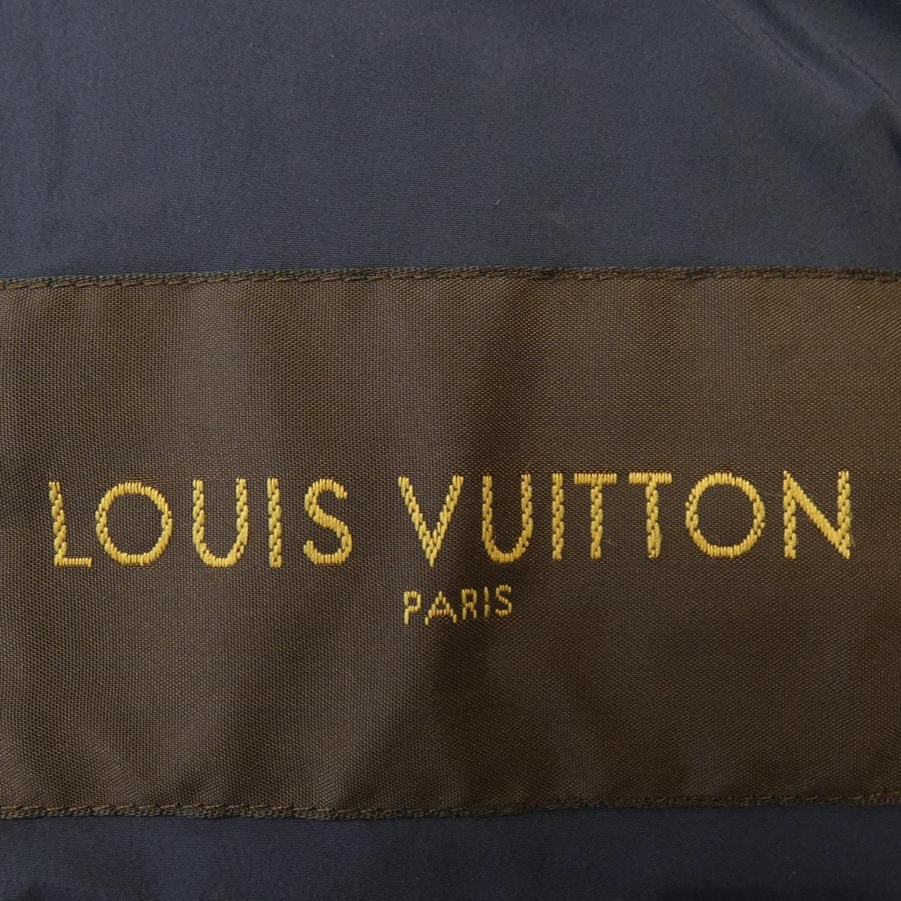 LOUIS VUITTON羽绒服