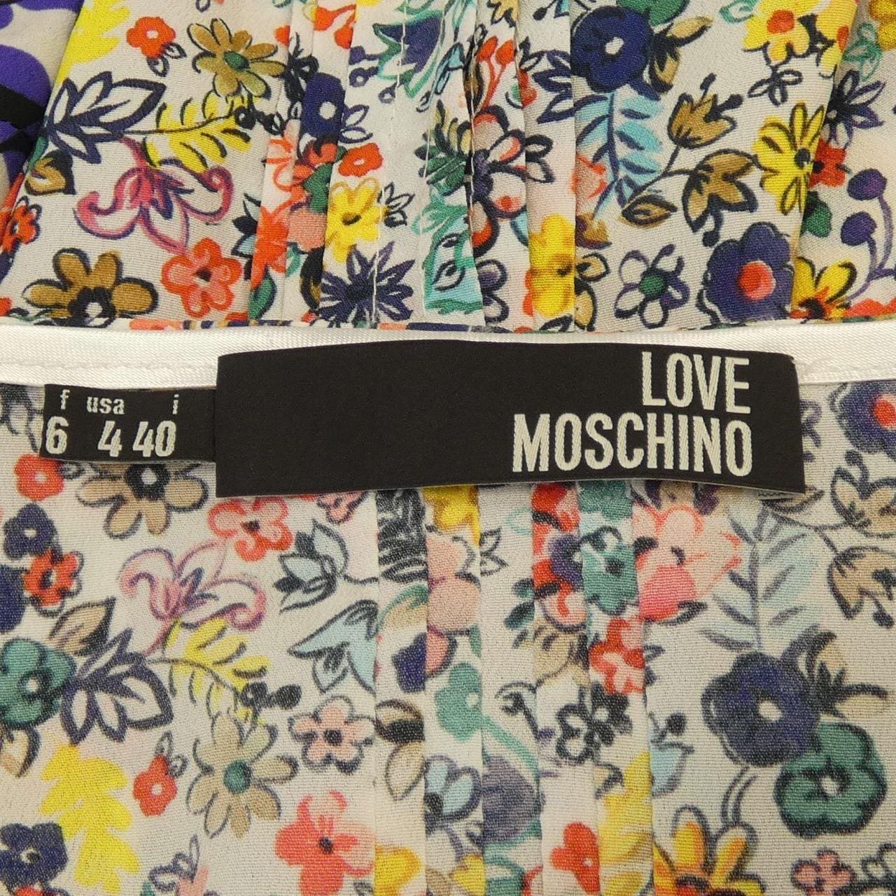 ラブモスキーノ LOVE MOSCHINO ワンピース
