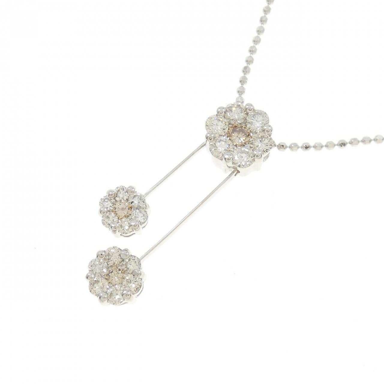 K18WG Flower Diamond Necklace 1.08CT