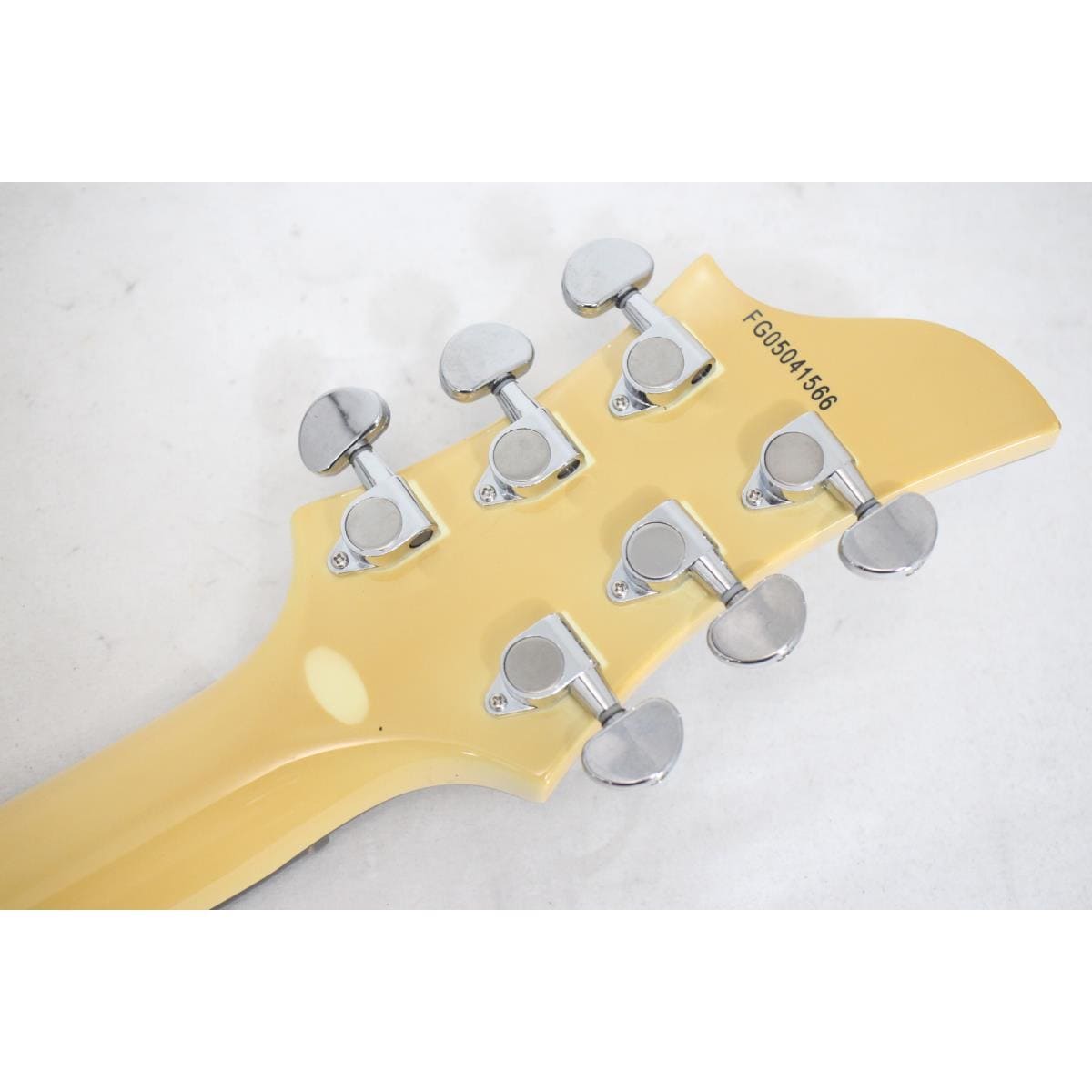 ＦＥＲＮＡＮＤＥＳ　　ＲＡＶＥＬＬＥ　ＳＴＡＮＤＡＲＤ