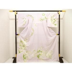 Visiting clothes embroidery processing