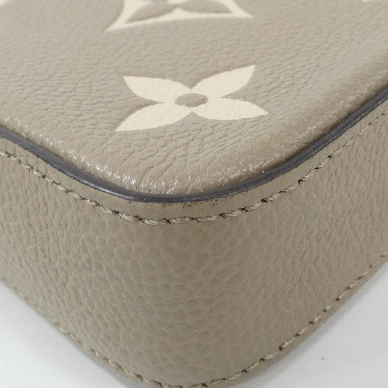 ルイヴィトン バイカラー モノグラム アンプラント ポシェット フェリシー M69977 ショルダーバッグ