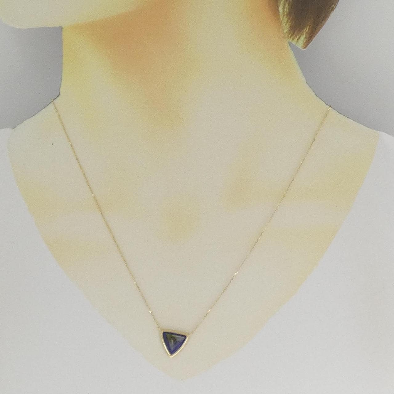 Agete labradorite necklace