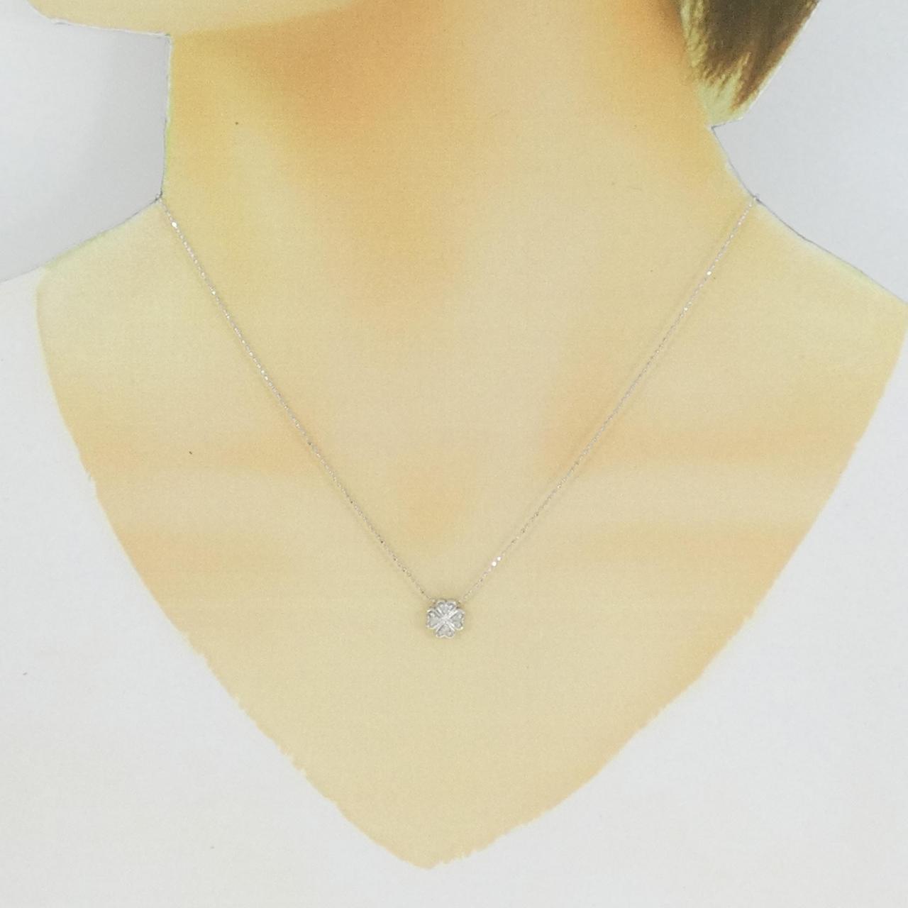 K18WG クローバー ダイヤモンド ネックレス 0.08CT