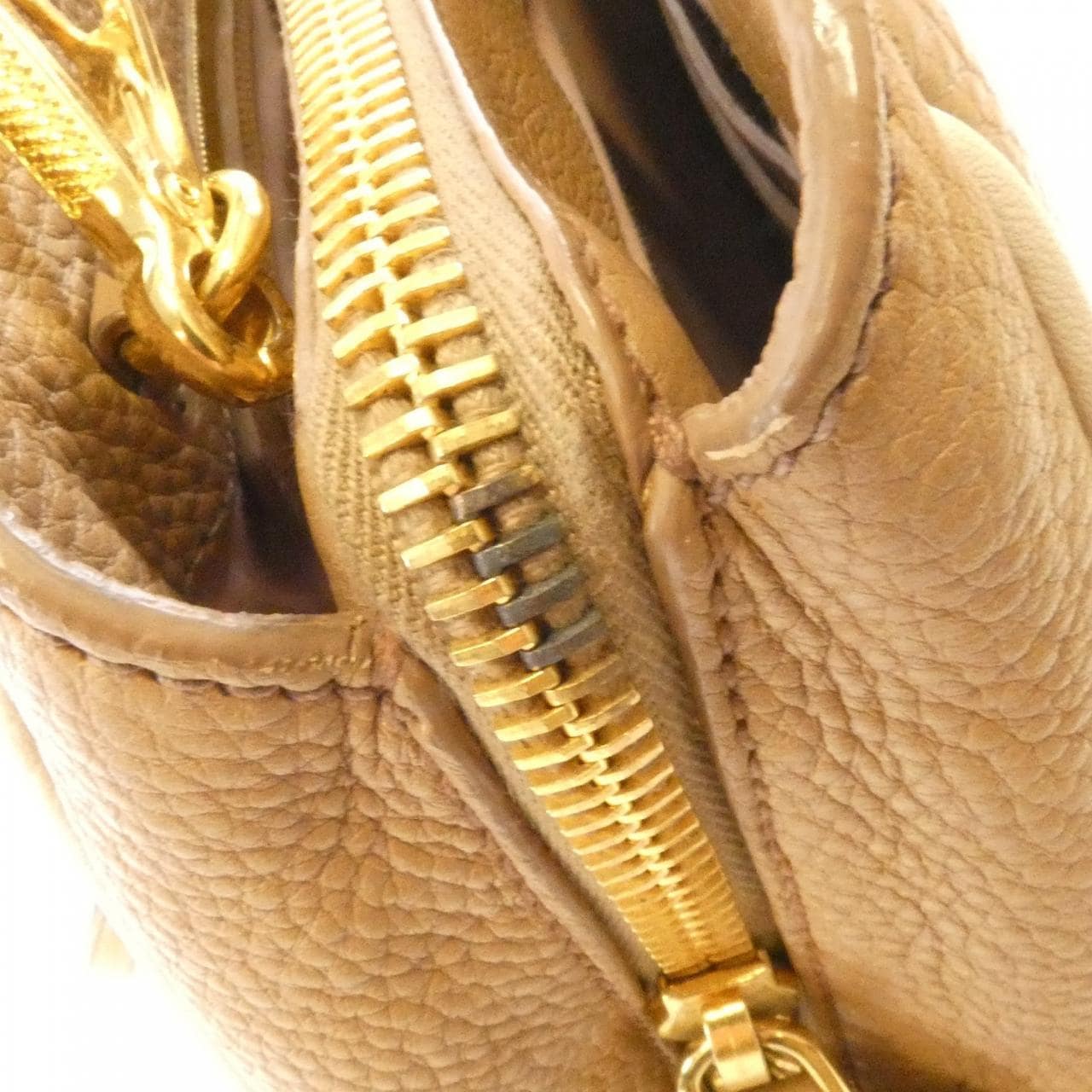 ミュウミュウ RN0905 バッグ