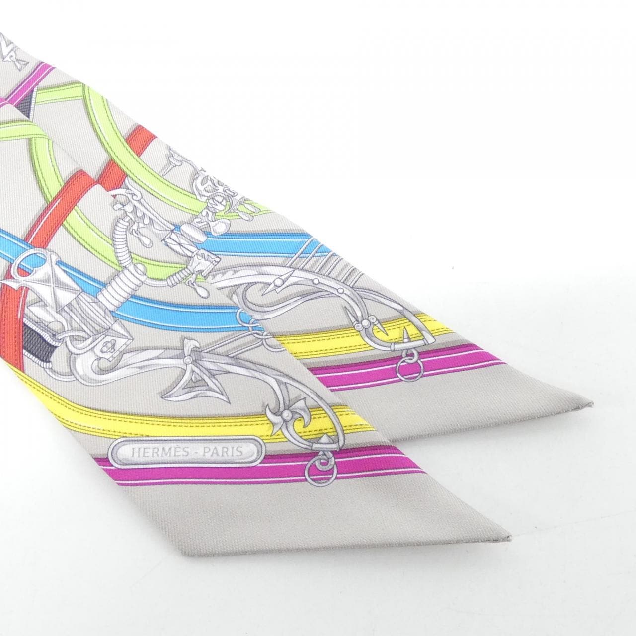 【未使用品】エルメス HARNAIS LEGENDIRE ツイリー 064299S スカーフ