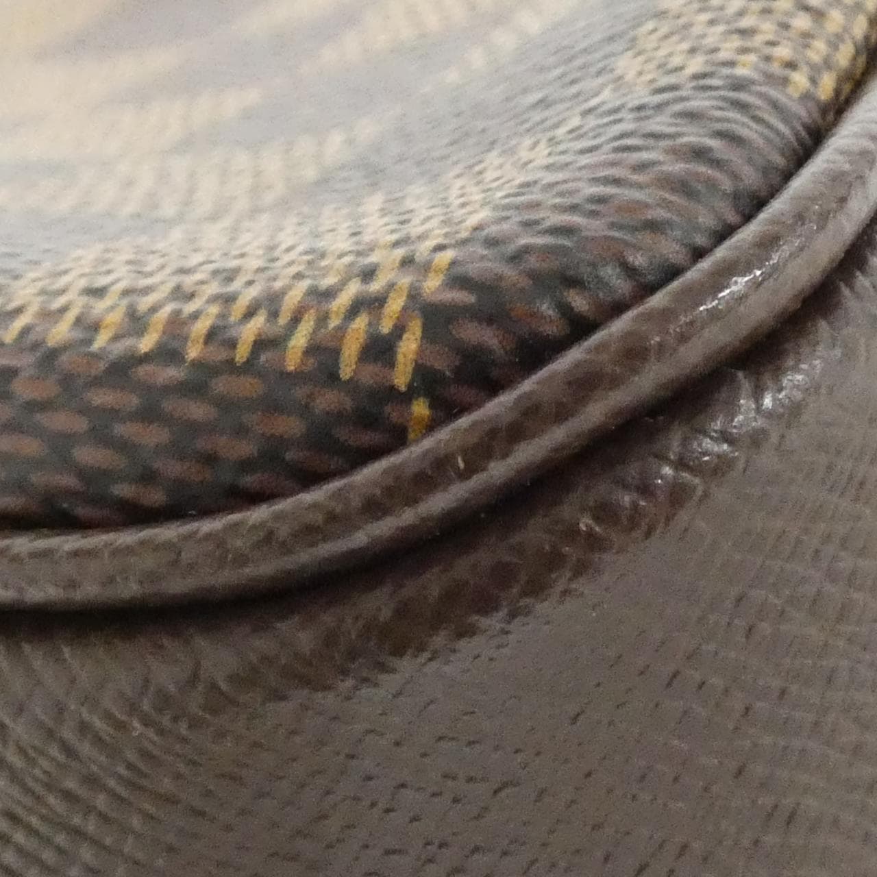 ルイヴィトン ダミエ トゥルース メイクアップ N51982 アクセサリーポーチ