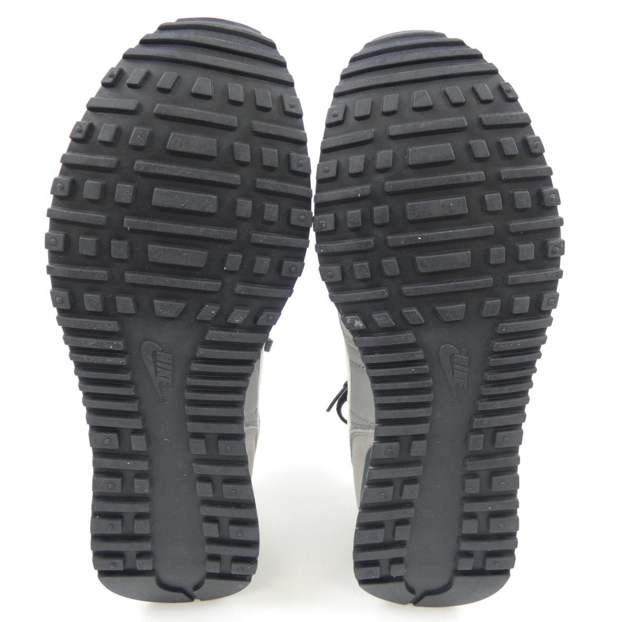 ナイキ NIKE スニーカー