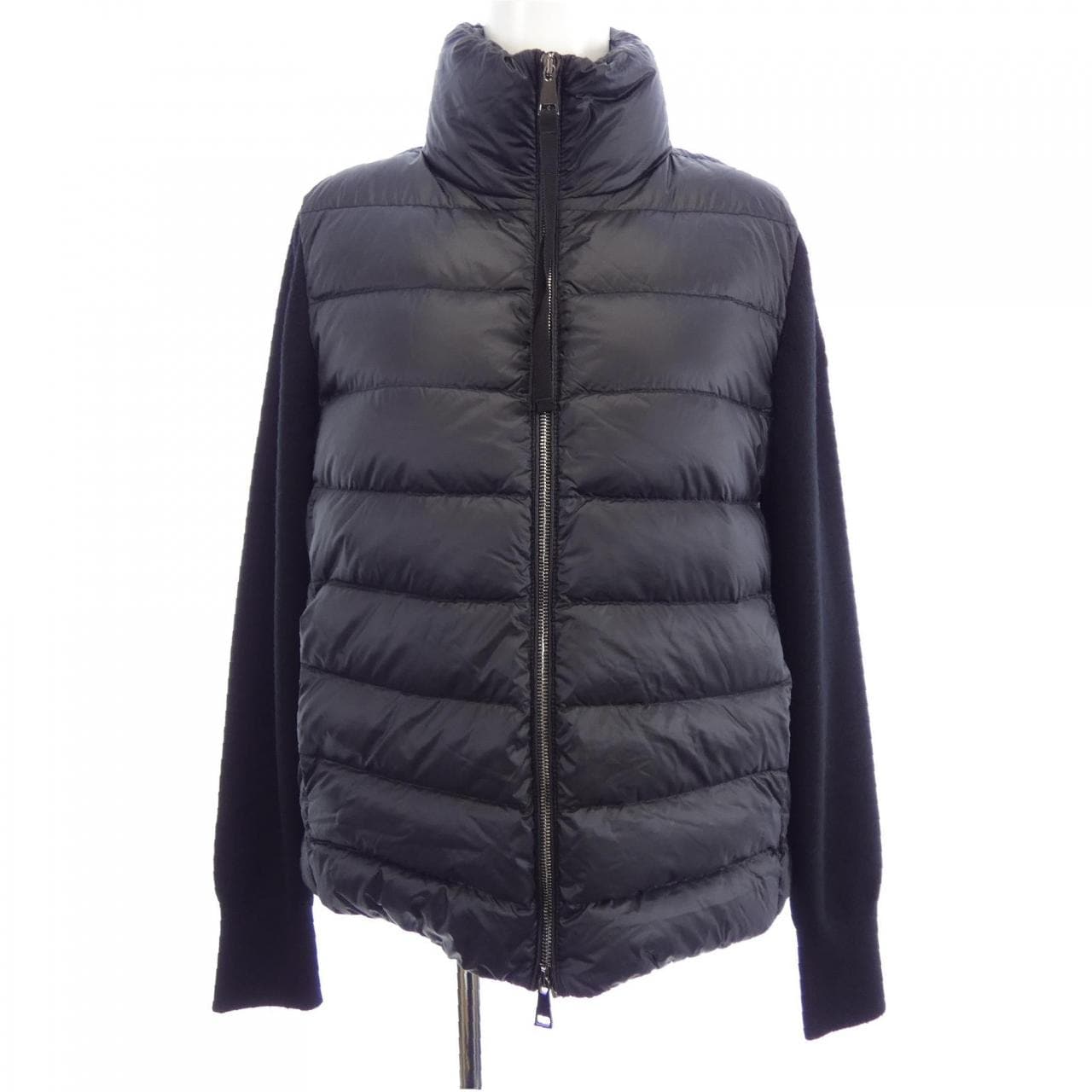 モンクレール MONCLER 20939B00030 ダウンジャケット