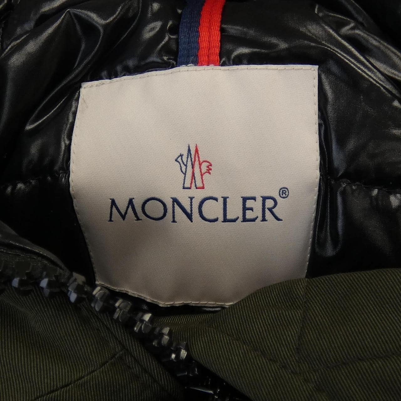 MONCLER蒙克勒羽绒服