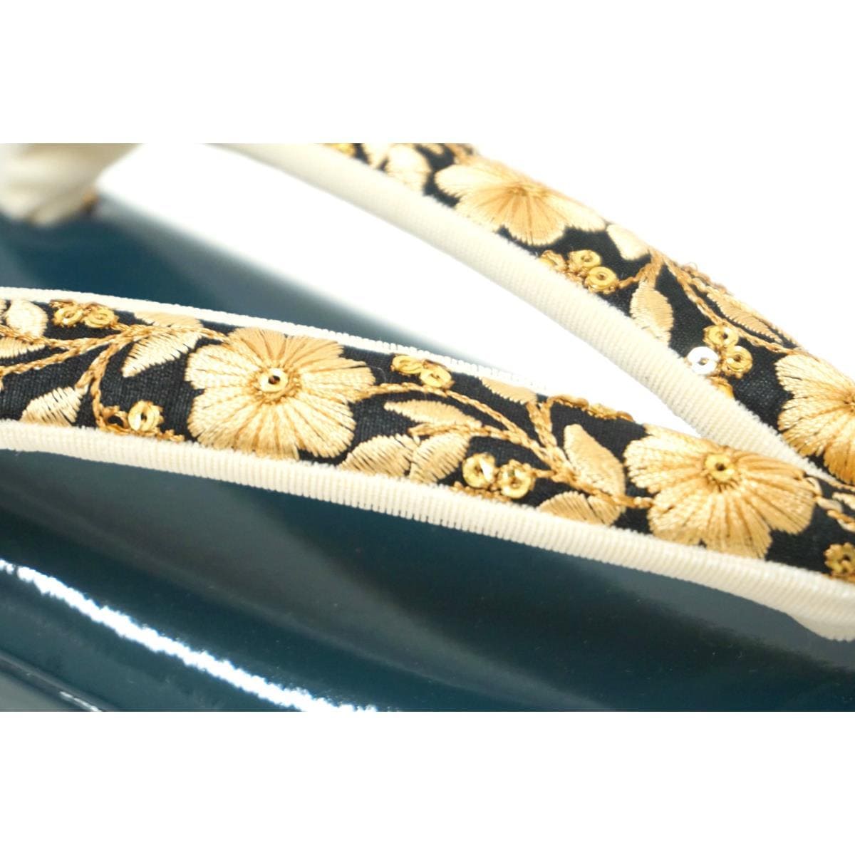 【新品】女草履　インドレース　Ｆサイズ