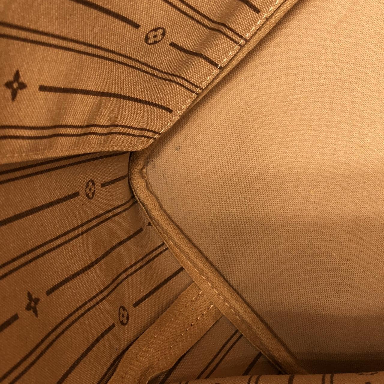 ルイヴィトン モノグラム ネヴァーフル MM M40156 バッグ