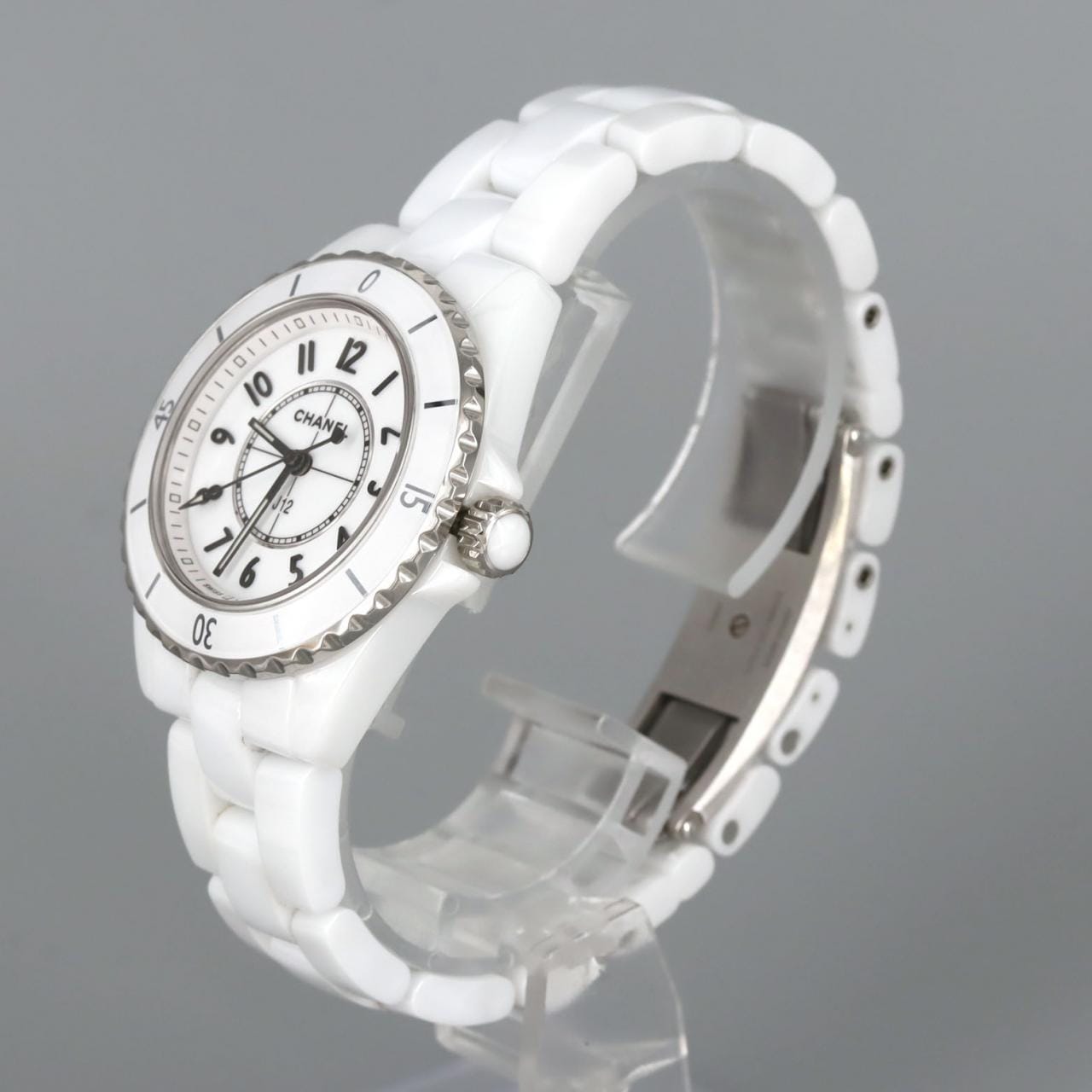 シャネル J12 33mmセラミック H5698 セラミック クォーツ