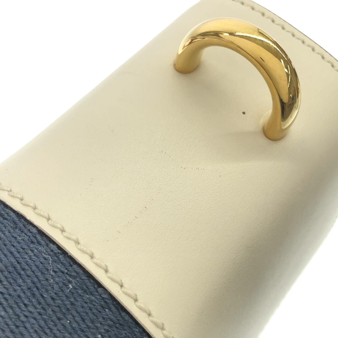 グッチ SYLVIE 421882 CVLEG ショルダーバッグ