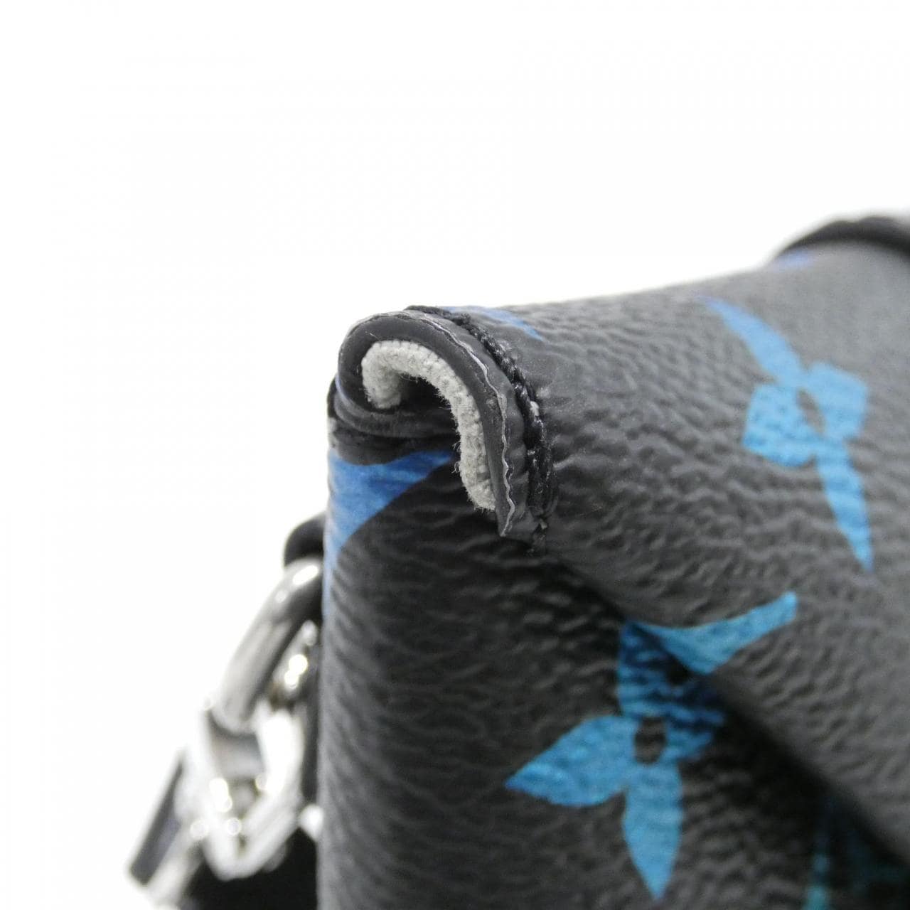 ルイヴィトン モノグラム イリディセント エンベロップ ポーチ M13906 ショルダーバッグ