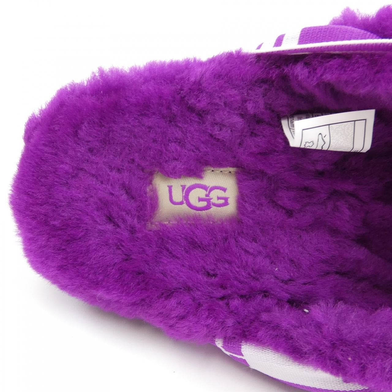 ugg ugg sandals