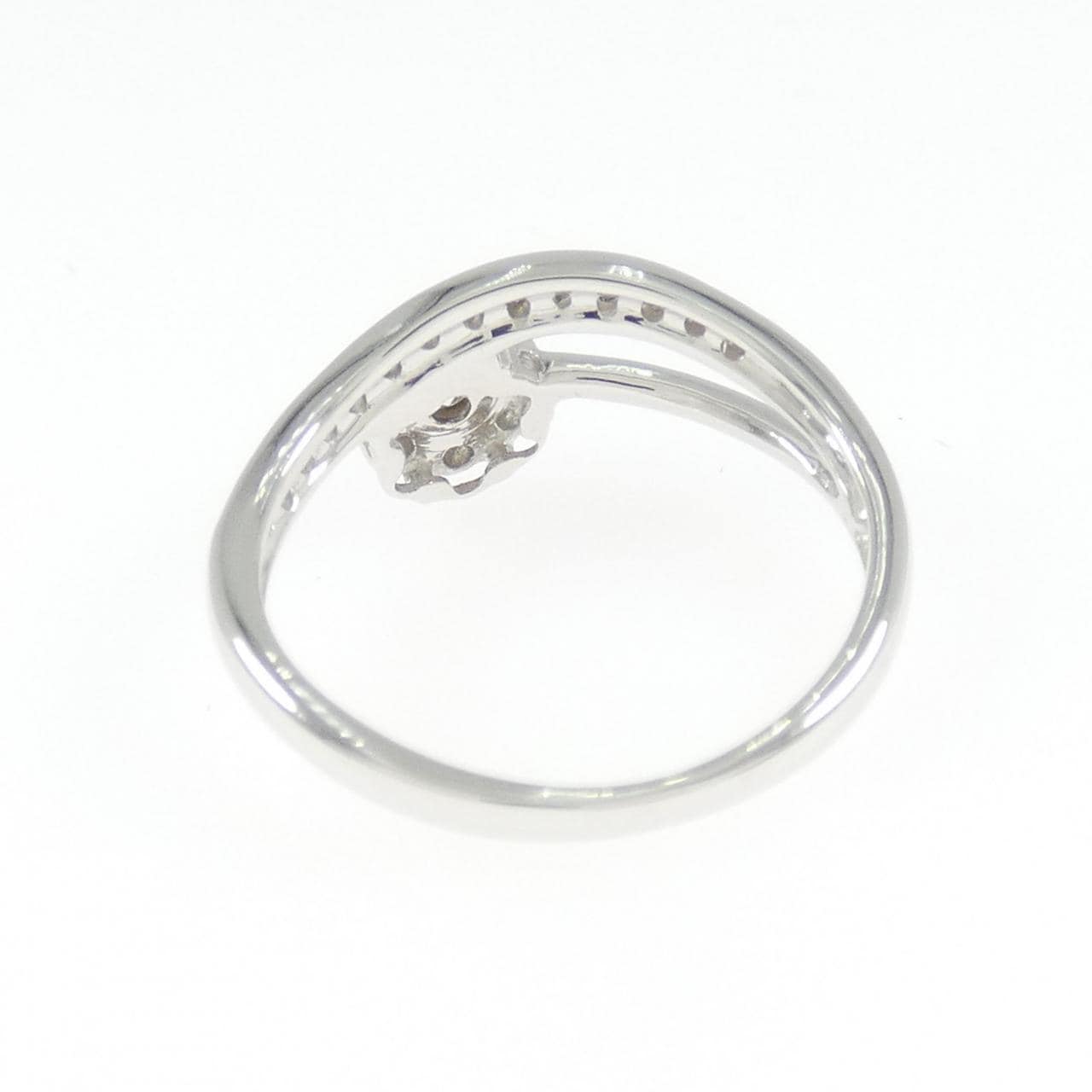 K18WG フラワー ダイヤモンド リング 0.30CT