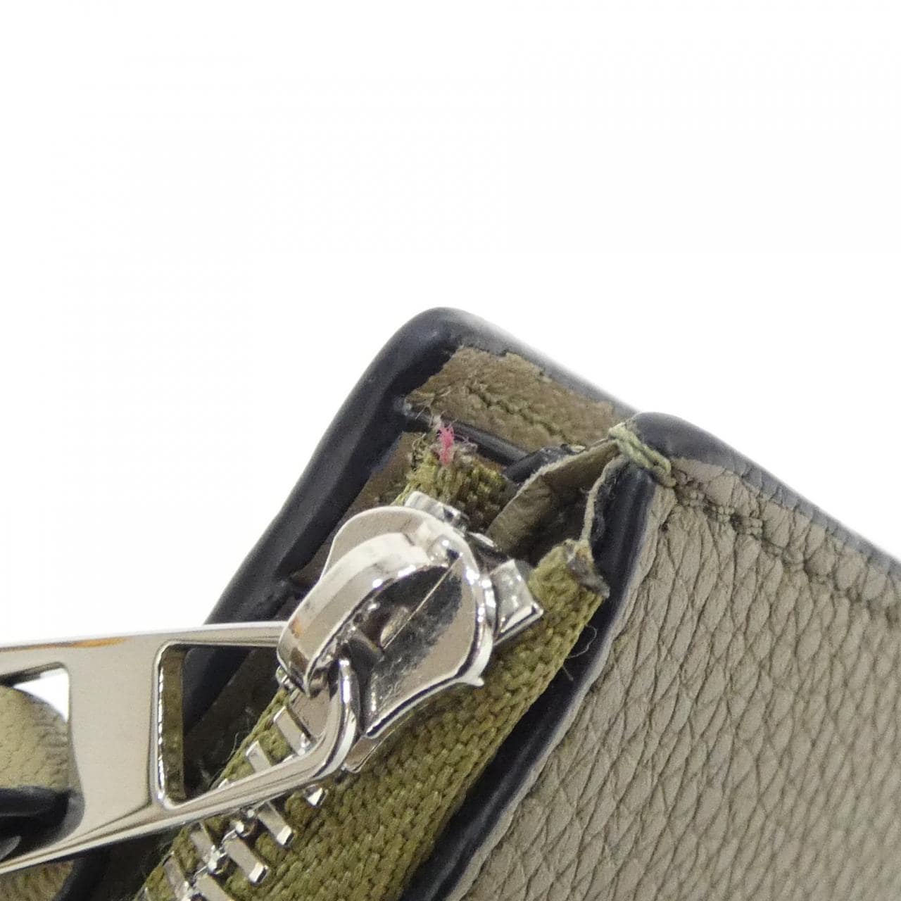 ロエベ C660P30X02 財布