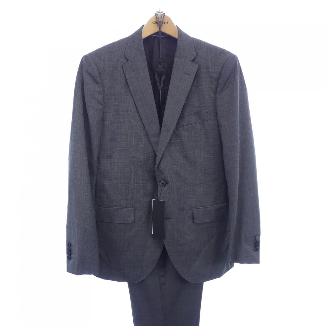 Joseph JOSEPH suit