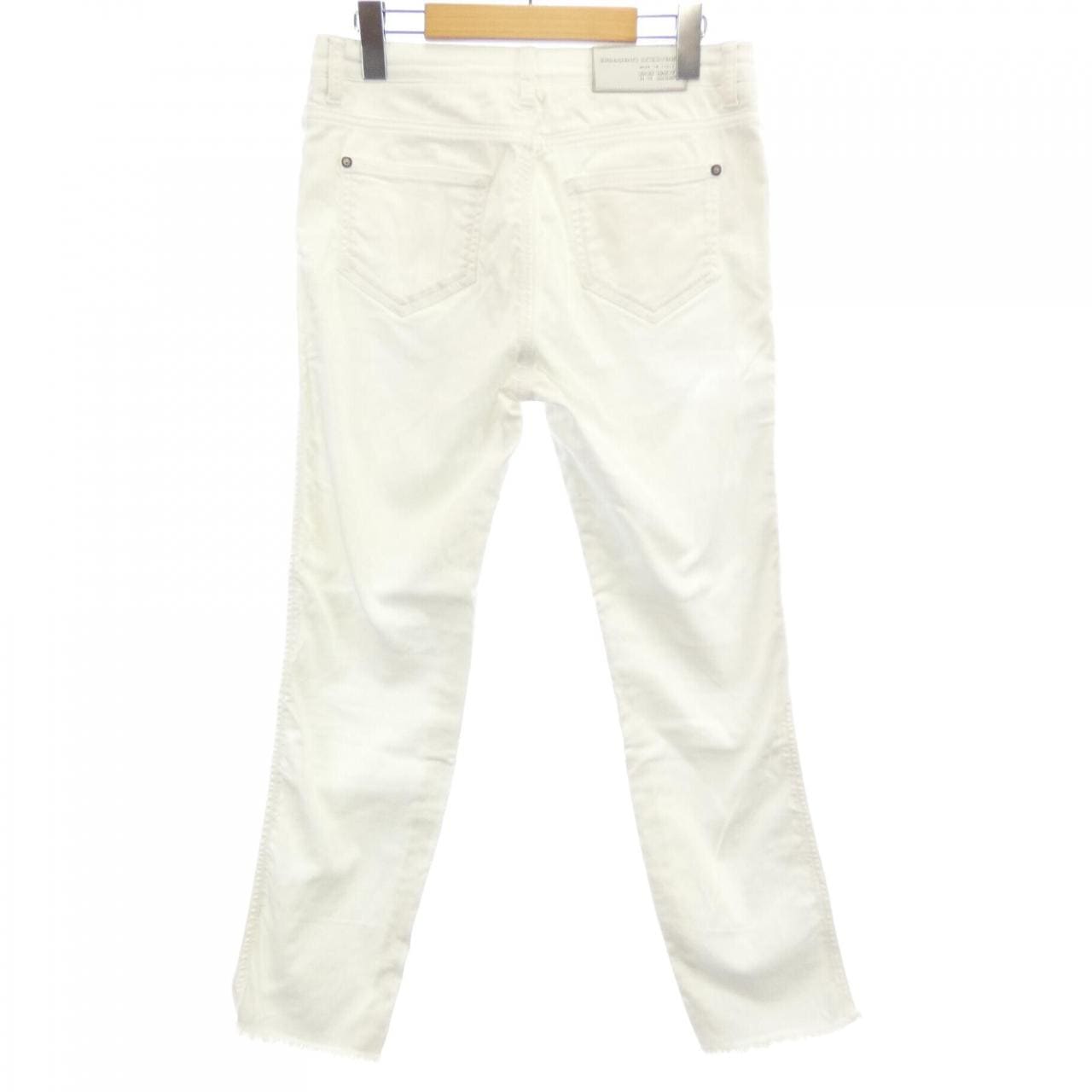 エルマンノシュエルビーノ ERMANNO SCERVINO ジーンズ